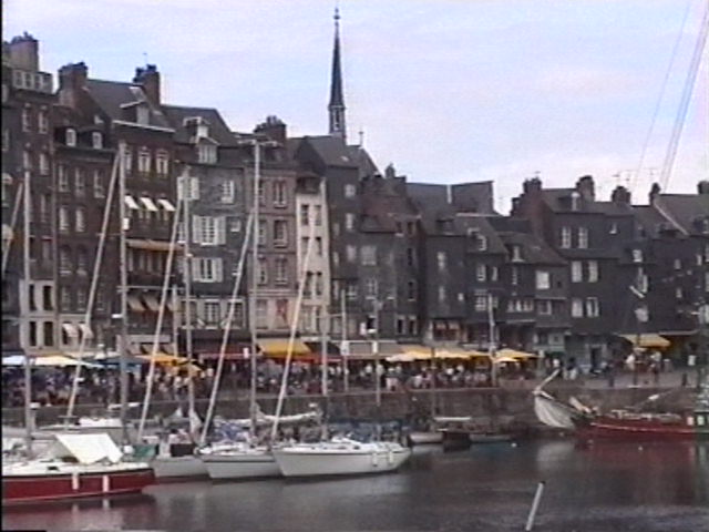 54 - LE VIEUX PORT 6.JPG